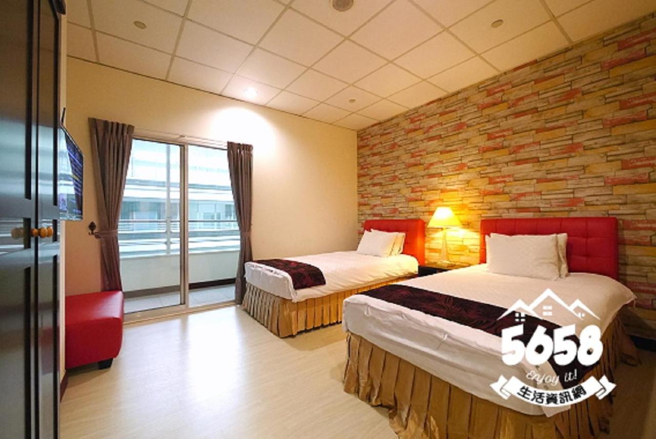 85 Eagle Hotel Kaohsiung Exterior photo