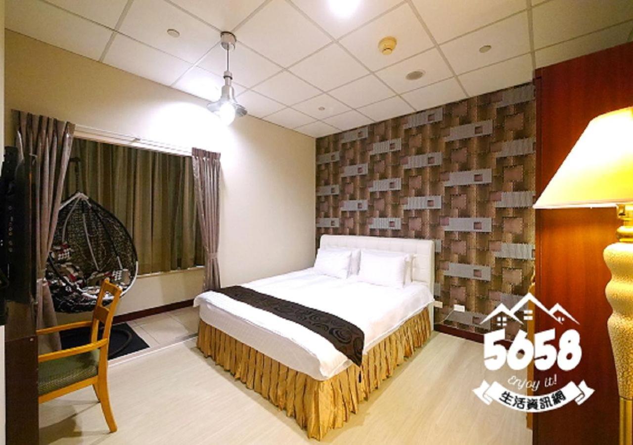 85 Eagle Hotel Kaohsiung Exterior photo